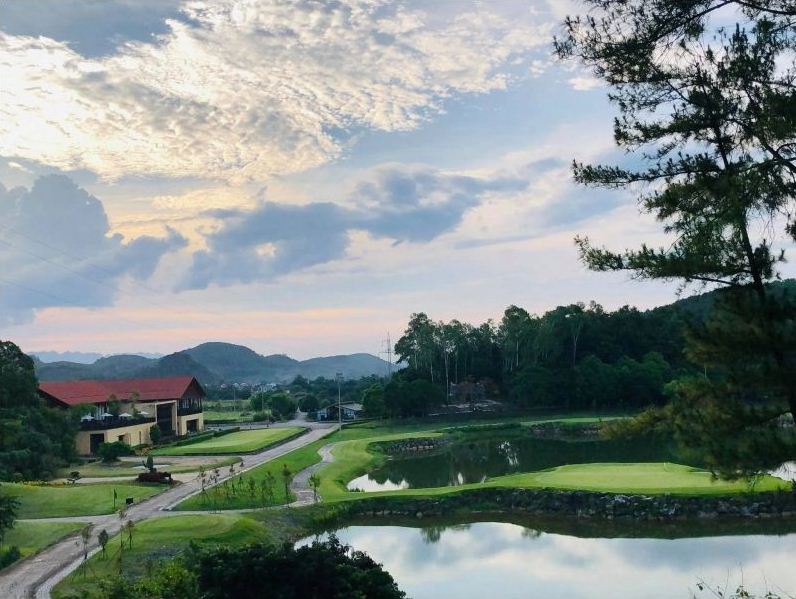 Trang-An-Golf-and-Country-Club-2
